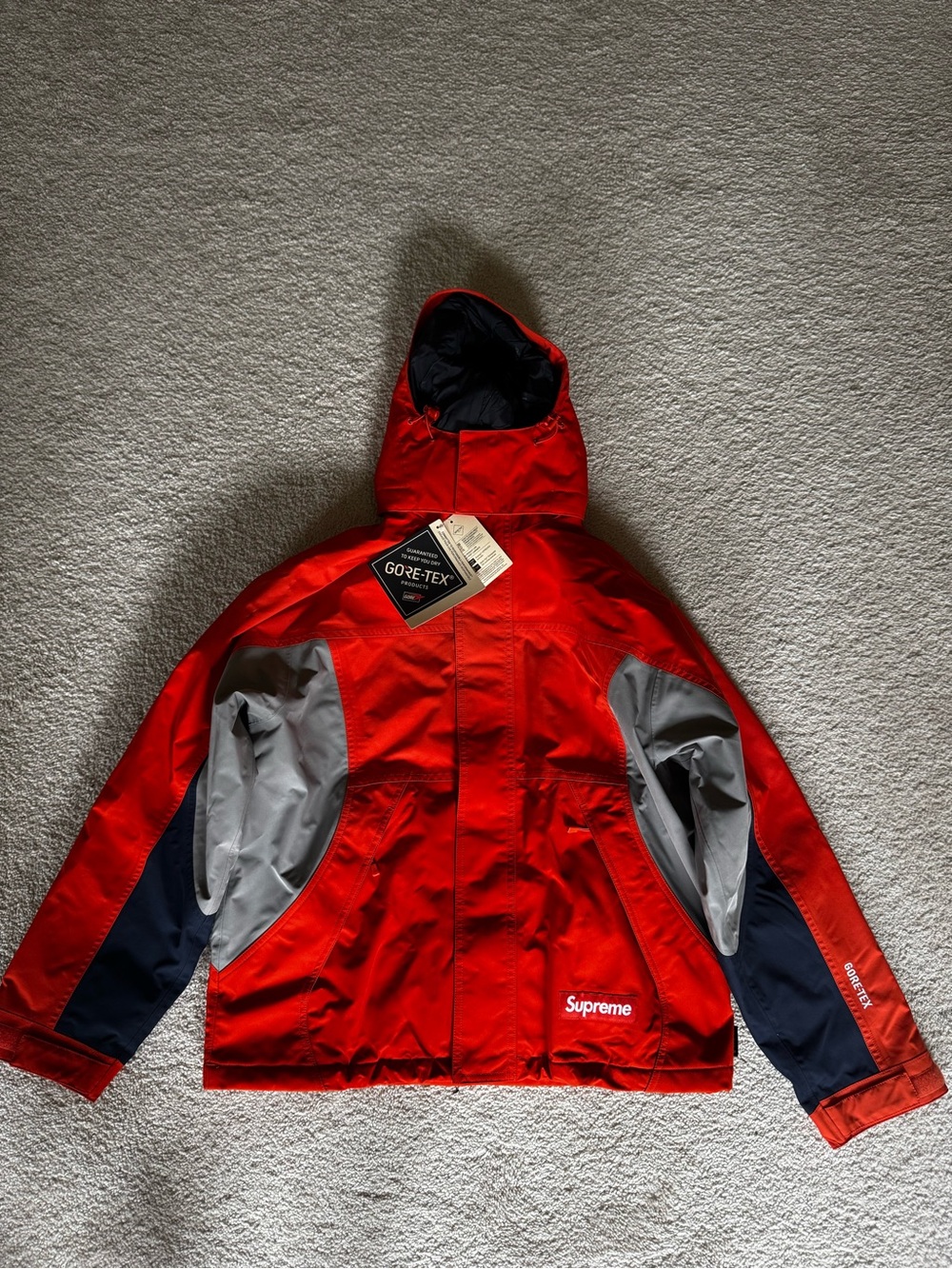 Supreme AOI Goretex Hooded Jacket Size S Orange
